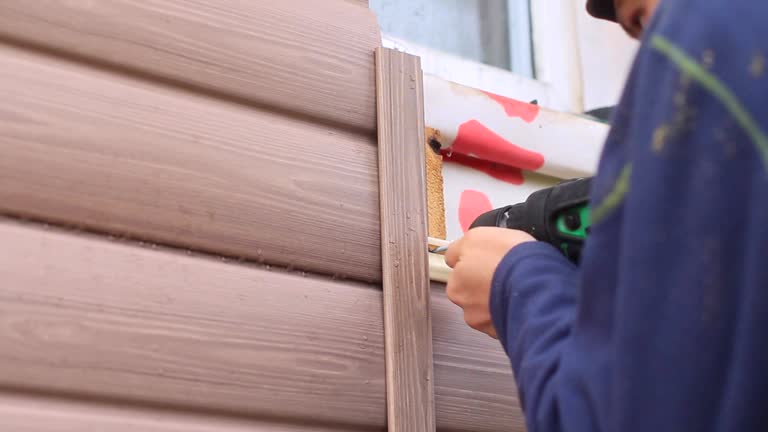 Best Residential Vinyl Siding Installation  in Trinity, AL